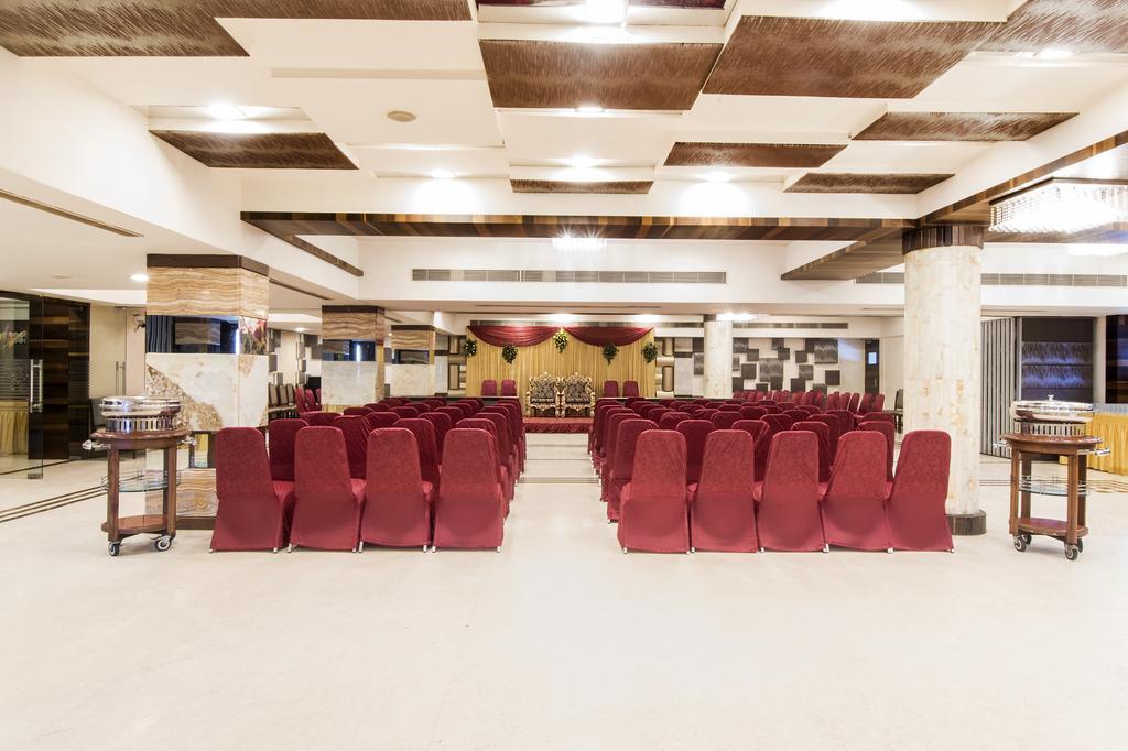Inder Residency Hotel Ahmedabad Ngoại thất bức ảnh