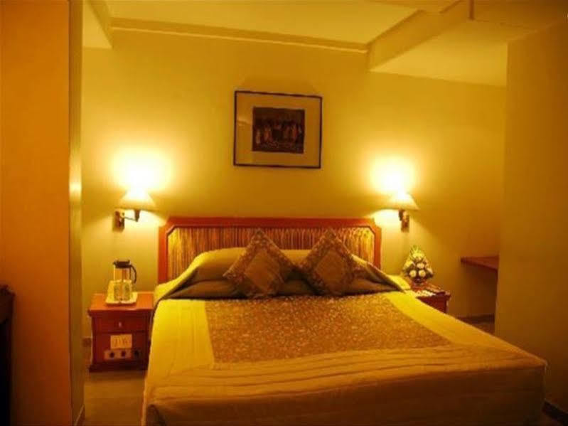 Inder Residency Hotel Ahmedabad Ngoại thất bức ảnh
